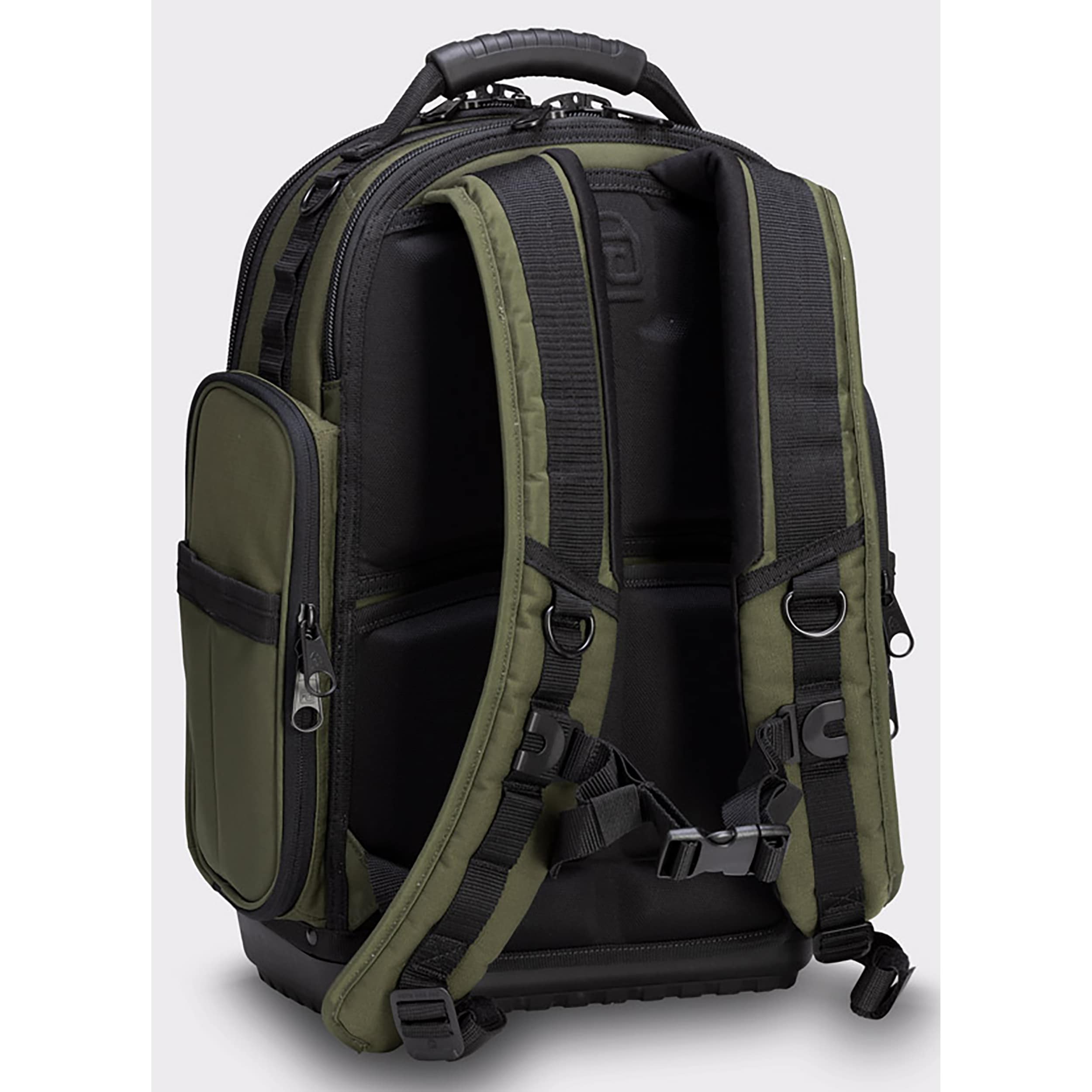Mochila con cierre Veto Pro Pac en nylon color verde oliva, 16 pulgadas de ancho x 10 pulgadas de profundidad x 19.5 pulgadas de largo