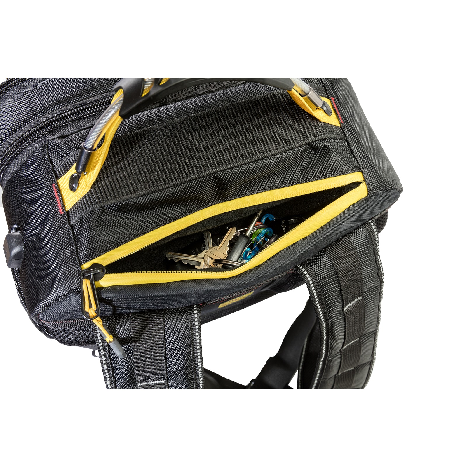 Mochila con cierre Purdy Black de 11 pulgadas de ancho x 19.5 pulgadas de profundidad x 13.5 pulgadas de largo