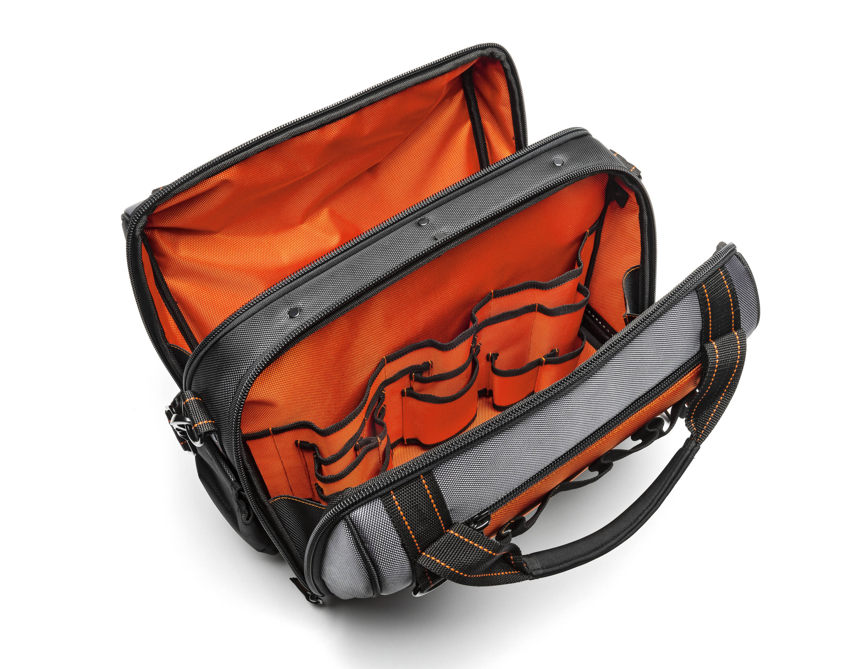 Bolsa de herramientas con cierre Crescent Rawhide de poliéster negro y naranja de 17 pulgadas de ancho x 16.7 pulgadas de profundidad x 9.5 pulgadas de longitud CTB1750N