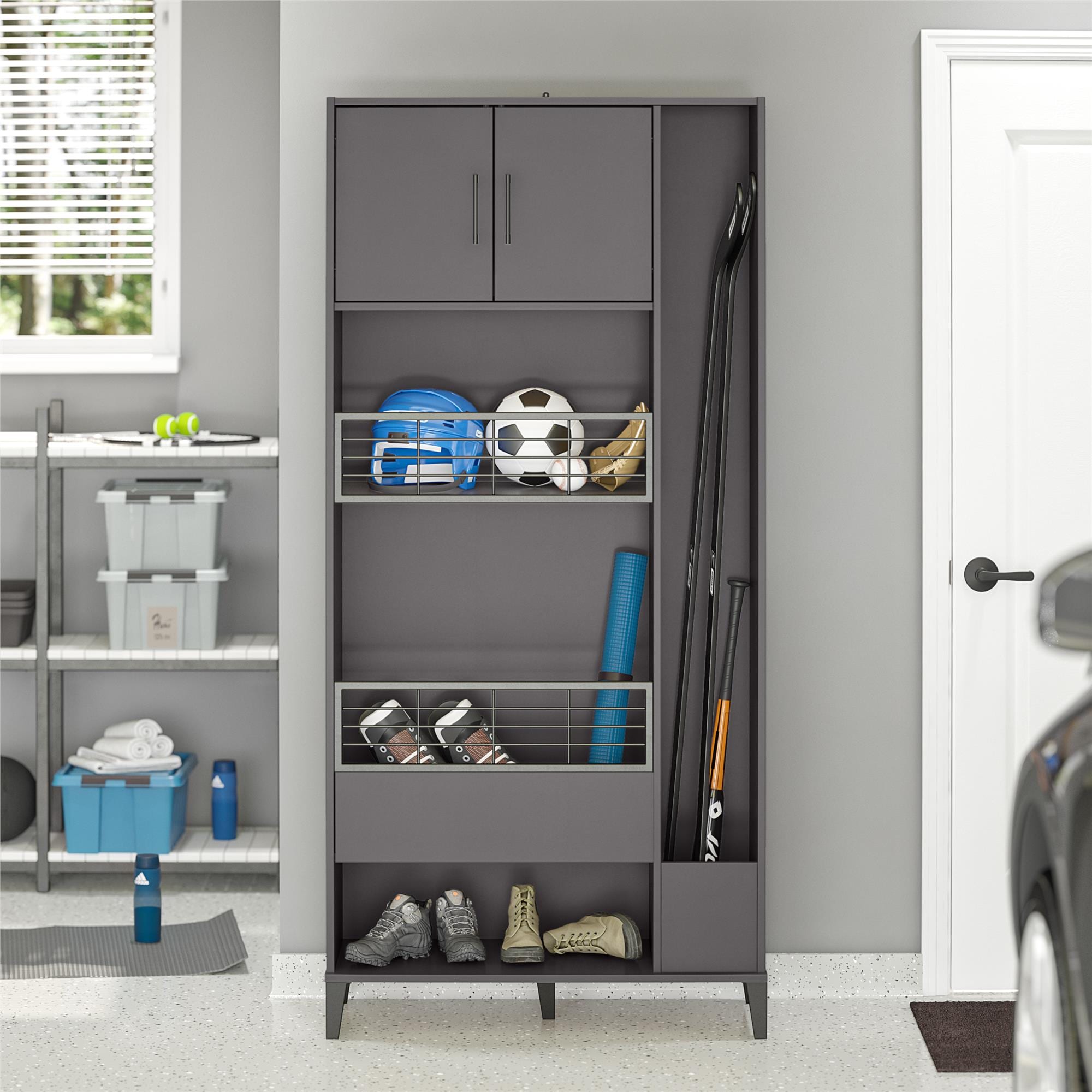 Gabinete de almacenamiento de utilidad independiente Graphite de aglomerado Ameriwood Home Amplus 35.67 pulgadas de ancho x 76.65 pulgadas de alto DE53529