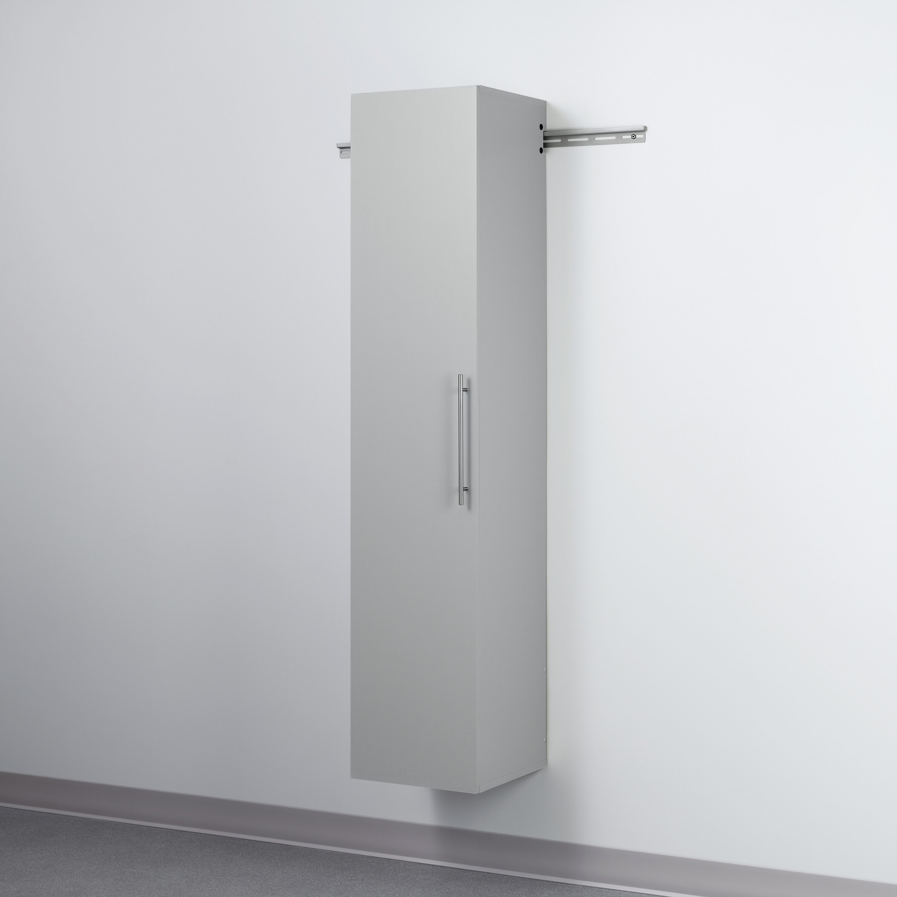 Sistema de almacenamiento para garage en gris claro de madera compuesta de 3 gabinetes Prepac de 75 pulgadas de ancho x 72 pulgadas de alto x 16 pulgadas de profundidad GRGW-0718-3M