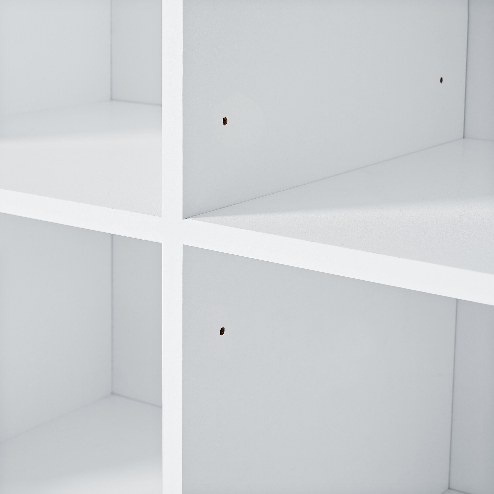 Gabinete de Almacenamiento Utilitario blanco de MDF Siavonce de 16 pulgadas de ancho x 62 pulgadas de alto, para montaje en pared o de pie.
