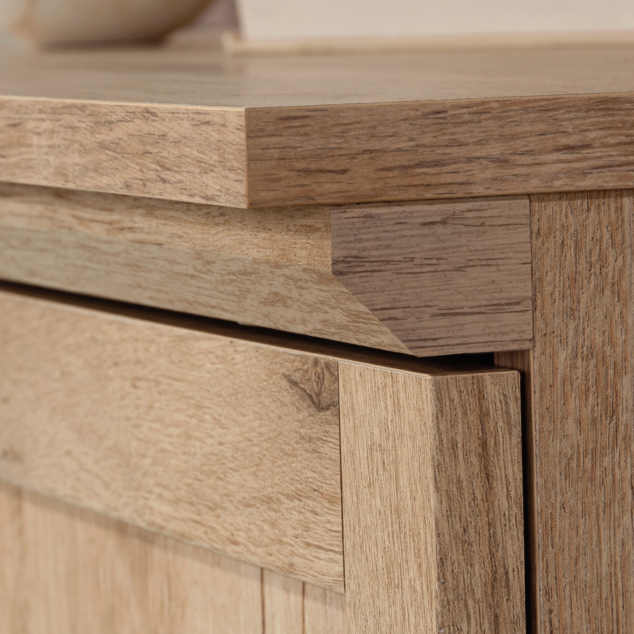 Gabinete de almacenamiento utilitario independiente de 34.882 pulgadas de ancho x 59.764 pulgadas de alto de Particleboard Prime Oak de Sauder 433964