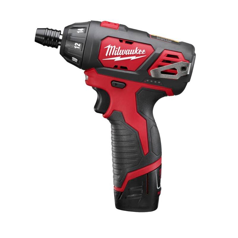 Juego de destornillador inalámbrico Milwaukee M12 12V de 1/4 de pulgada con baterías de 1.5Ah, cargador y bolsa de herramientas - 2401-22