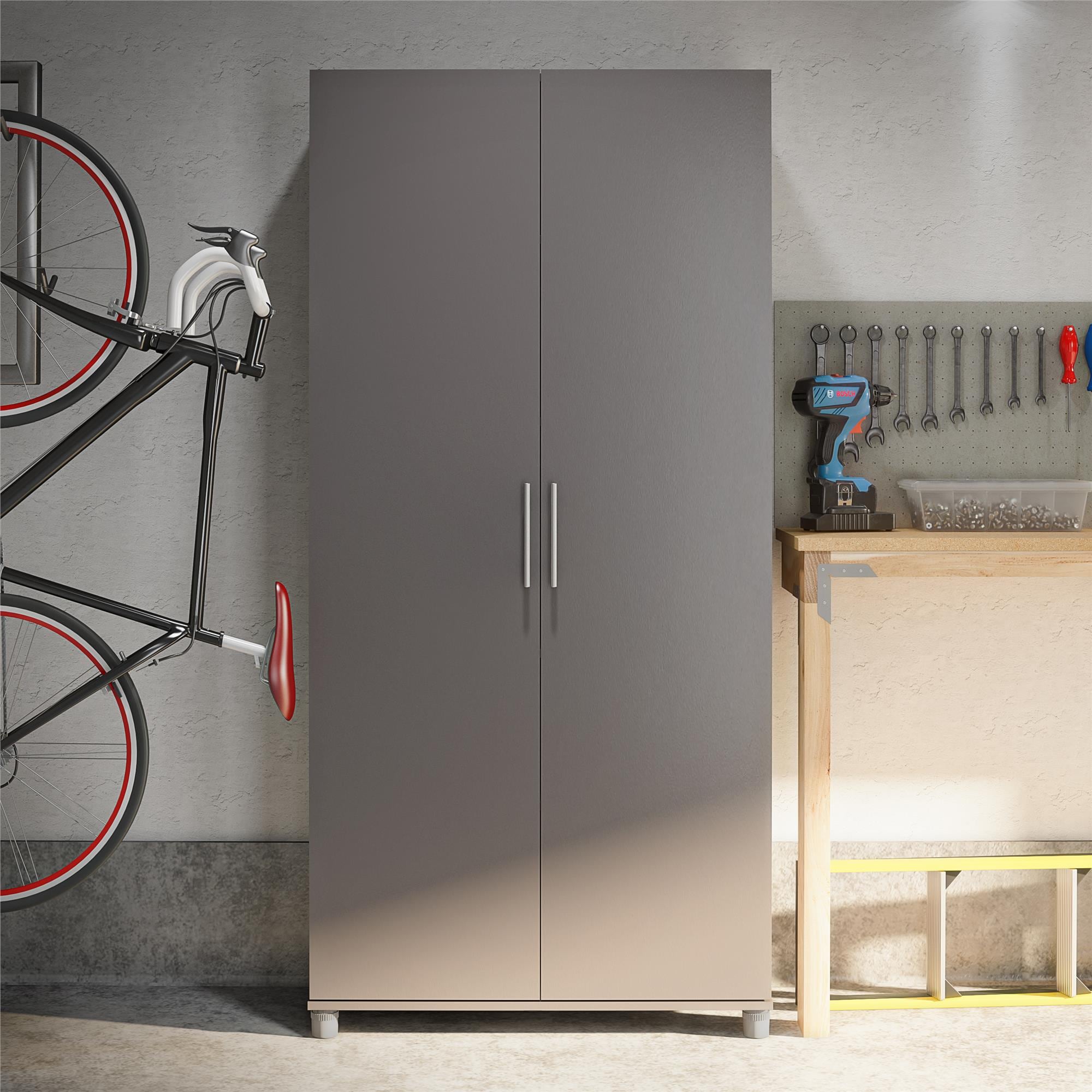 Gabinete de almacenamiento de utilidad independiente de madera compuesta gris grafito/gris grafito Camberly de Ameriwood Home de 35.68 pulgadas de ancho x 74.31 pulgadas de alto 3402408COM.