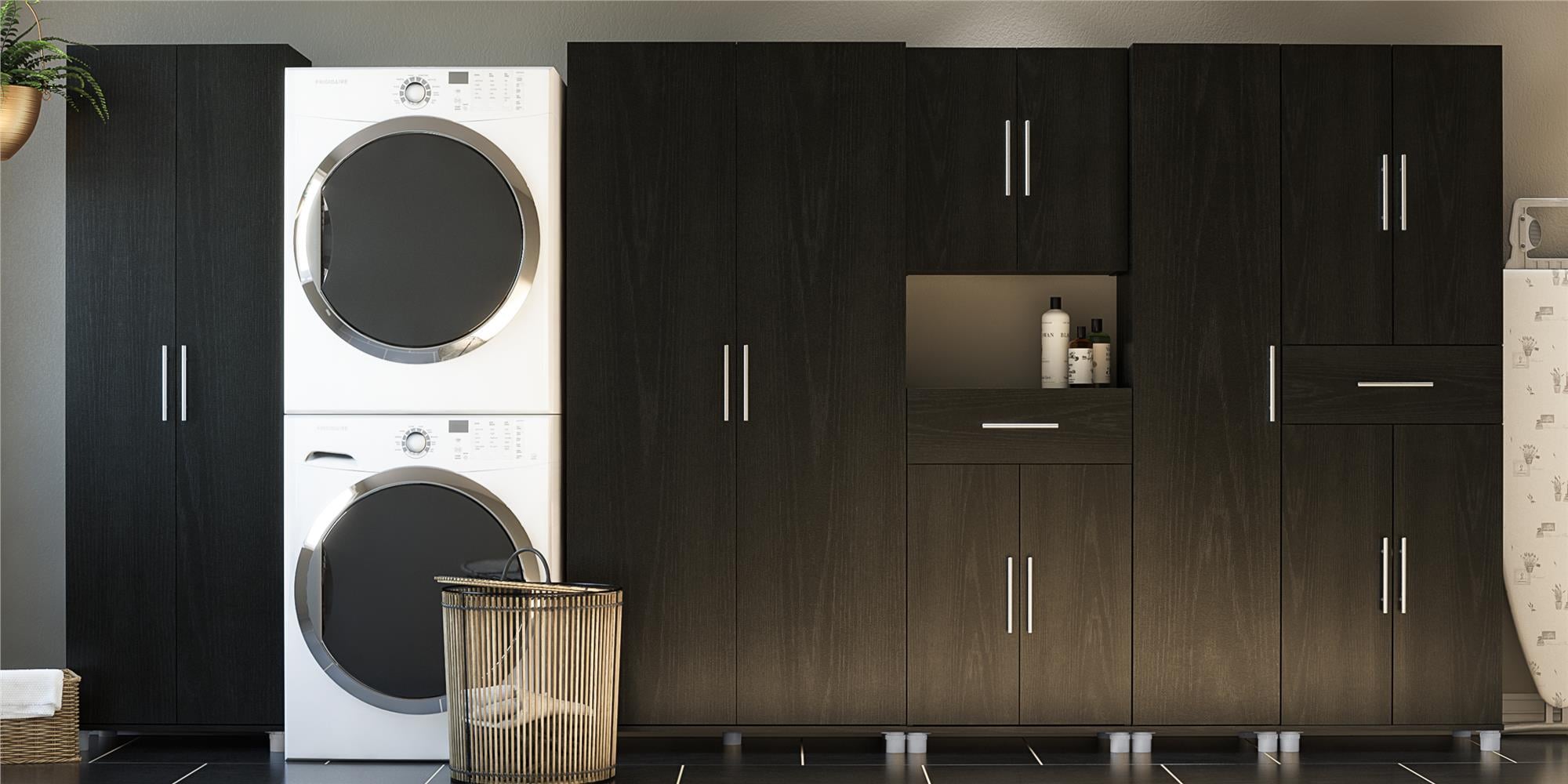 Gabinete de almacenamiento independiente de utilidad de madera compuesta de roble negro/caída de la noche Ameriwood Home Camberly 35.68 pulgadas de ancho x 74.31 pulgadas de altura 3402335COM