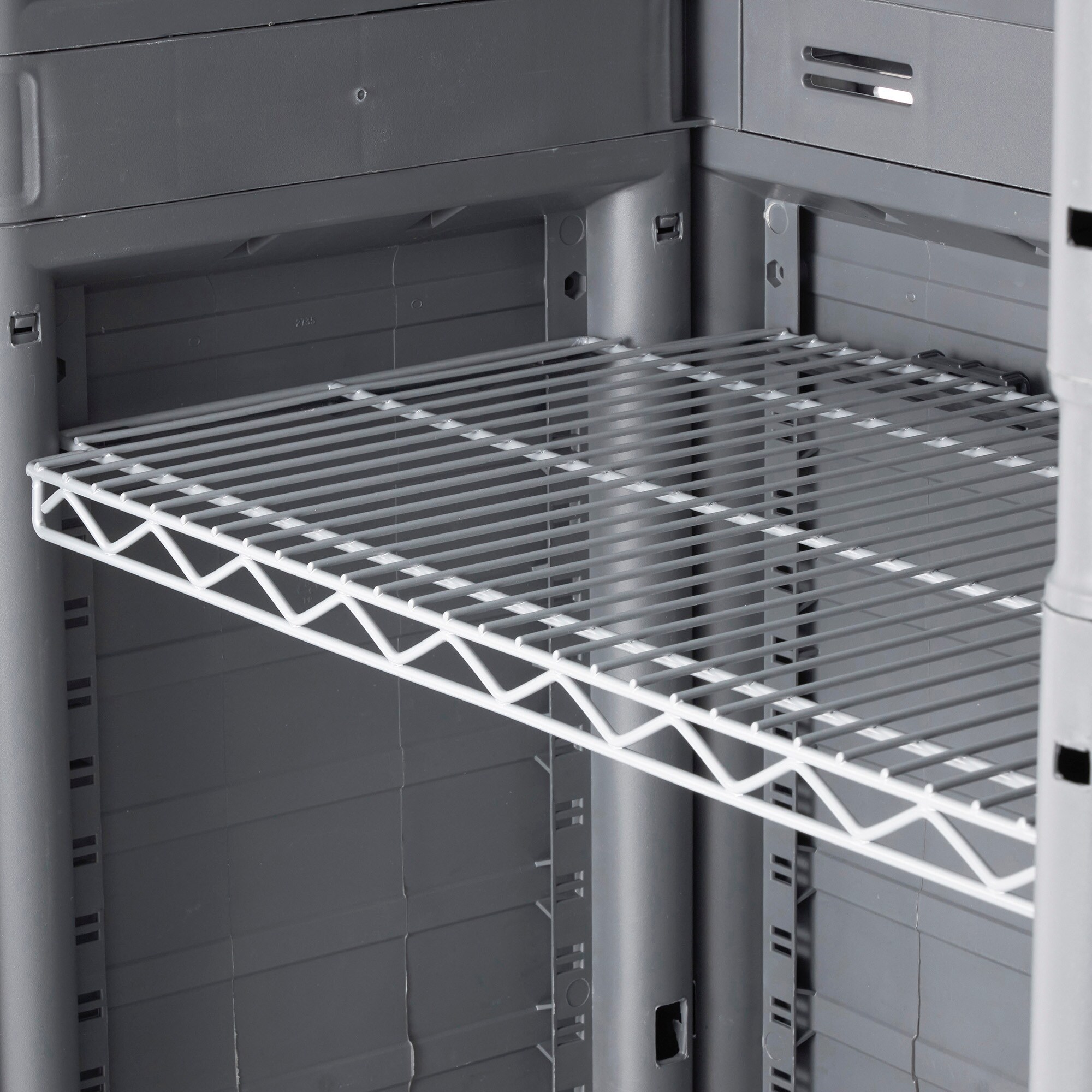Gabinete de Almacenamiento Utilitario de Plástico Gris/Negro Autosoportado de Gracious Living de 17 pulgadas de ancho x 69 pulgadas de alto 290691