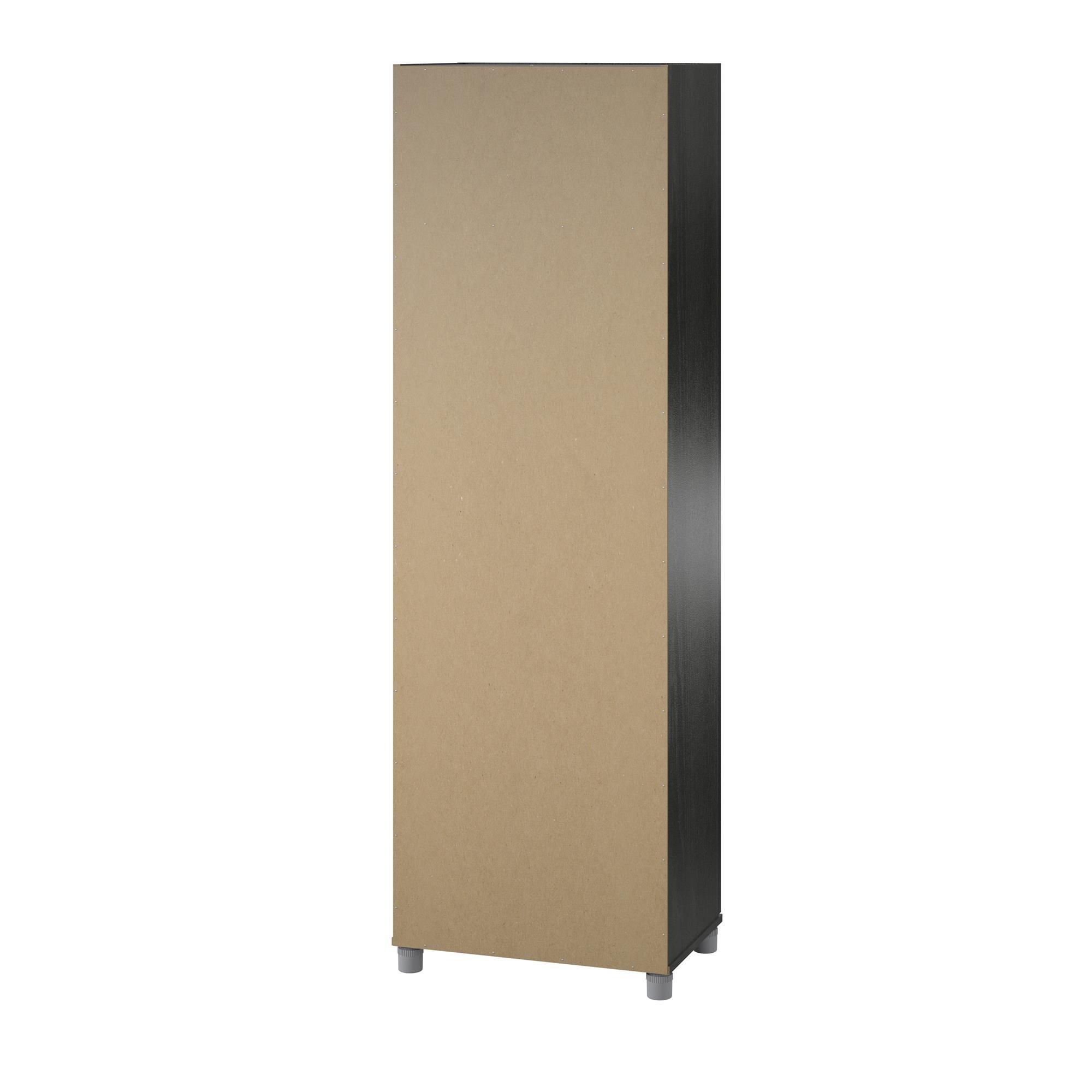 Gabinete de almacenamiento de utilidad independiente de madera compuesta de Roble Negro/Roble Nocturno Ameriwood Home Camberly 23.7 pulgadas de ancho x 74.3 pulgadas de alto 2579335COM