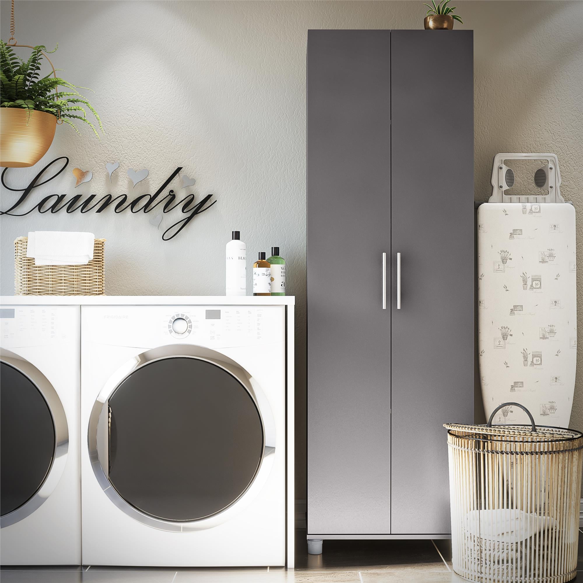 Gabinete de almacenamiento de utilidad independiente de compuesto de madera color gris grafito/gris grafito Ameriwood Home Camberly 23.7 pulgadas de ancho x 74.29 pulgadas de alto 2579408COM