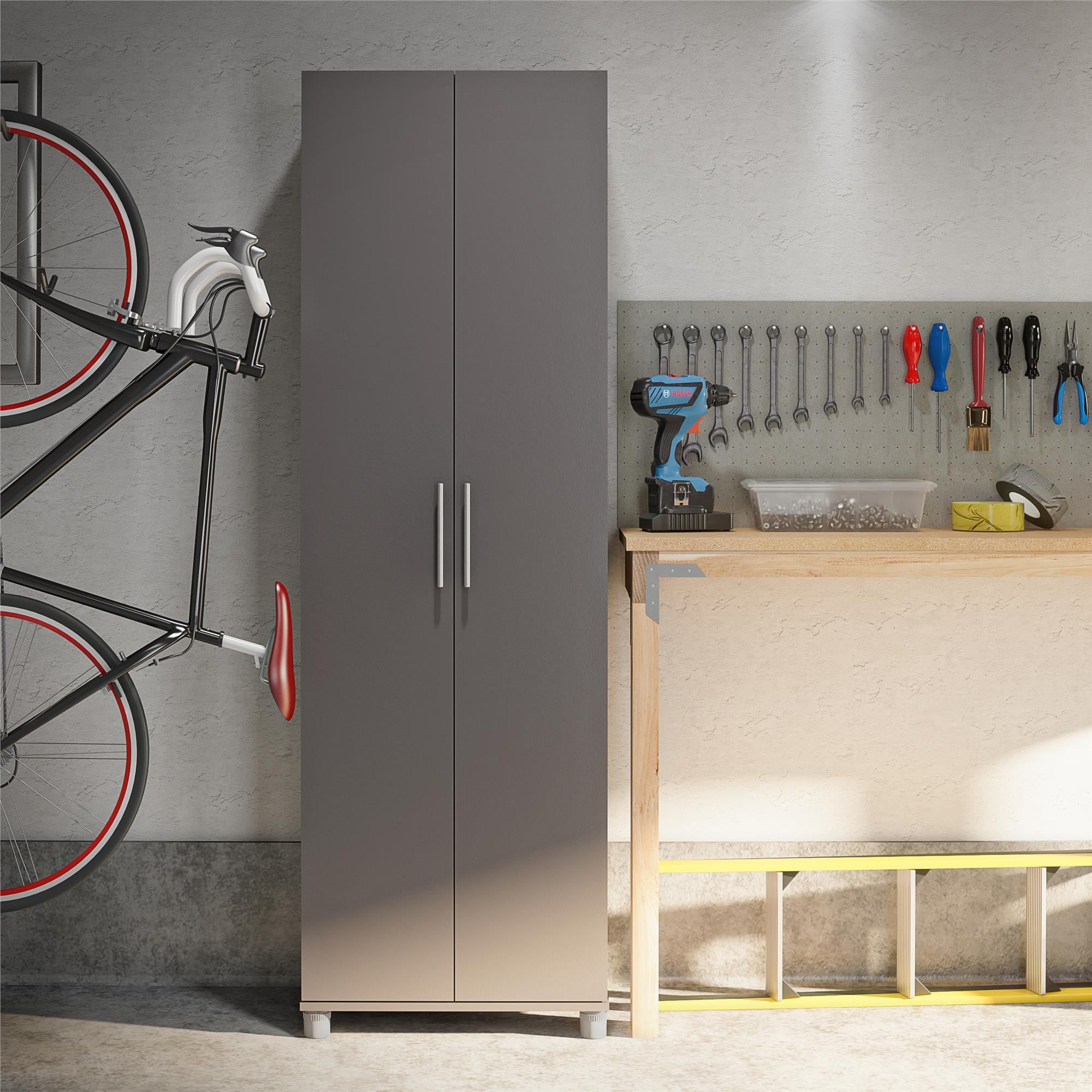 Gabinete de almacenamiento de utilidad independiente de compuesto de madera color gris grafito/gris grafito Ameriwood Home Camberly 23.7 pulgadas de ancho x 74.29 pulgadas de alto 2579408COM