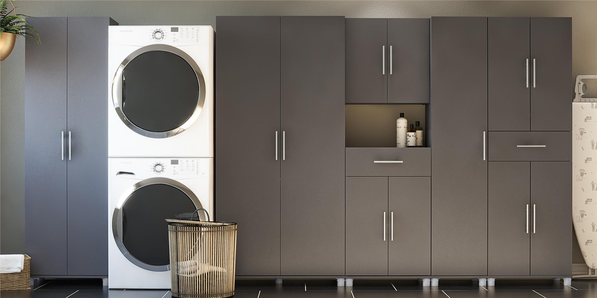 Gabinete de almacenamiento de utilidad independiente de compuesto de madera color gris grafito/gris grafito Ameriwood Home Camberly 23.7 pulgadas de ancho x 74.29 pulgadas de alto 2579408COM