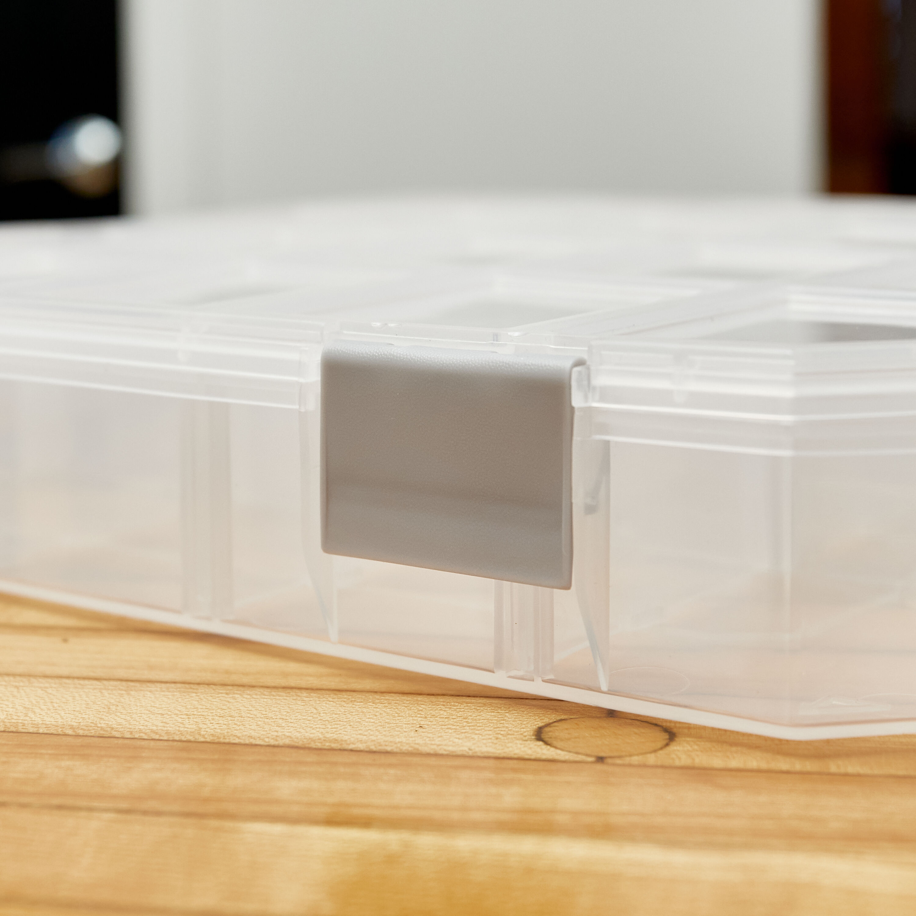 Organizador de pequeñas piezas de Project Source con 20 compartimentos de plástico, modelo 9001LW