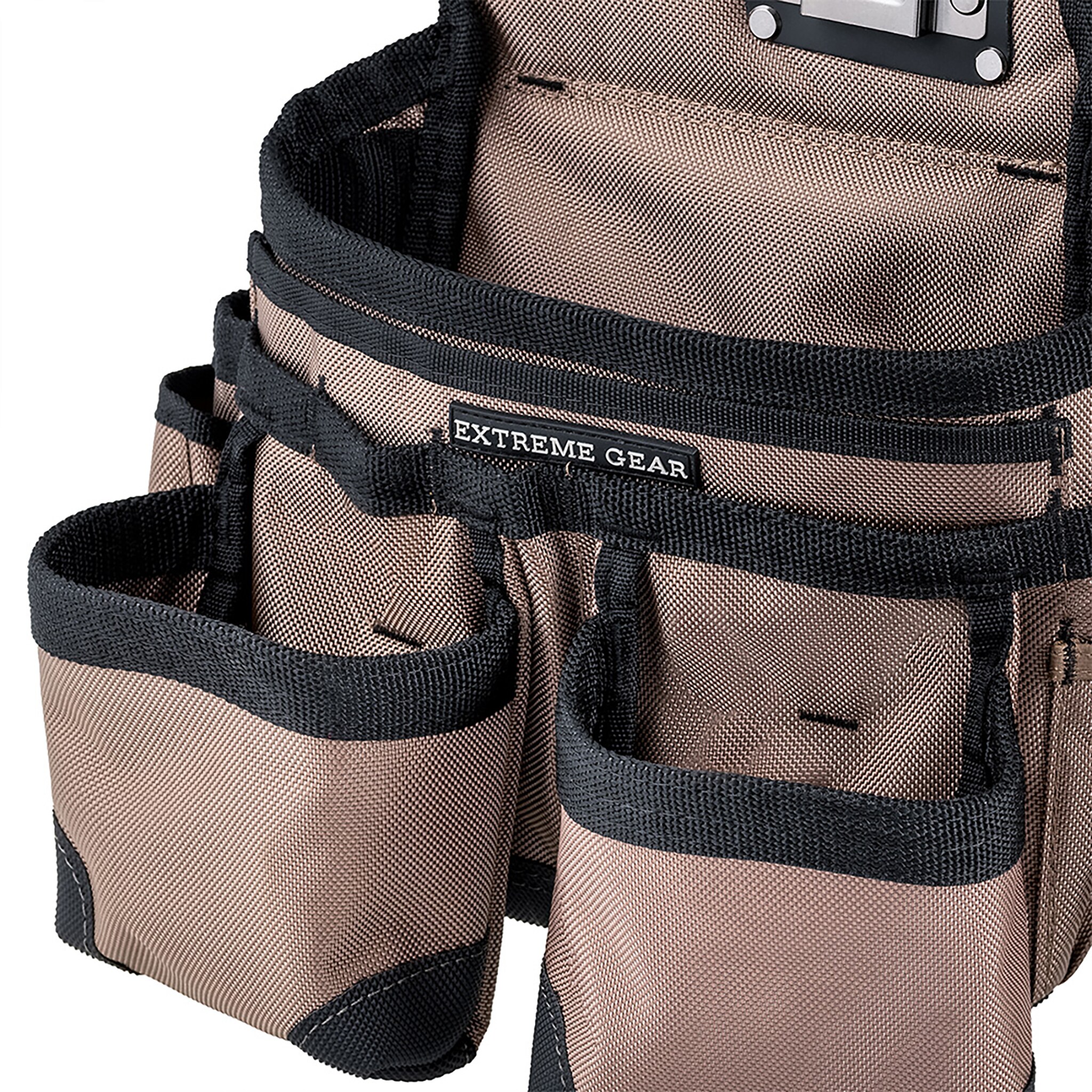 Cinturón de herramientas para constructores de tela en color crema y negro de Bucket Boss con suspensión de poliéster de 3 bolsas