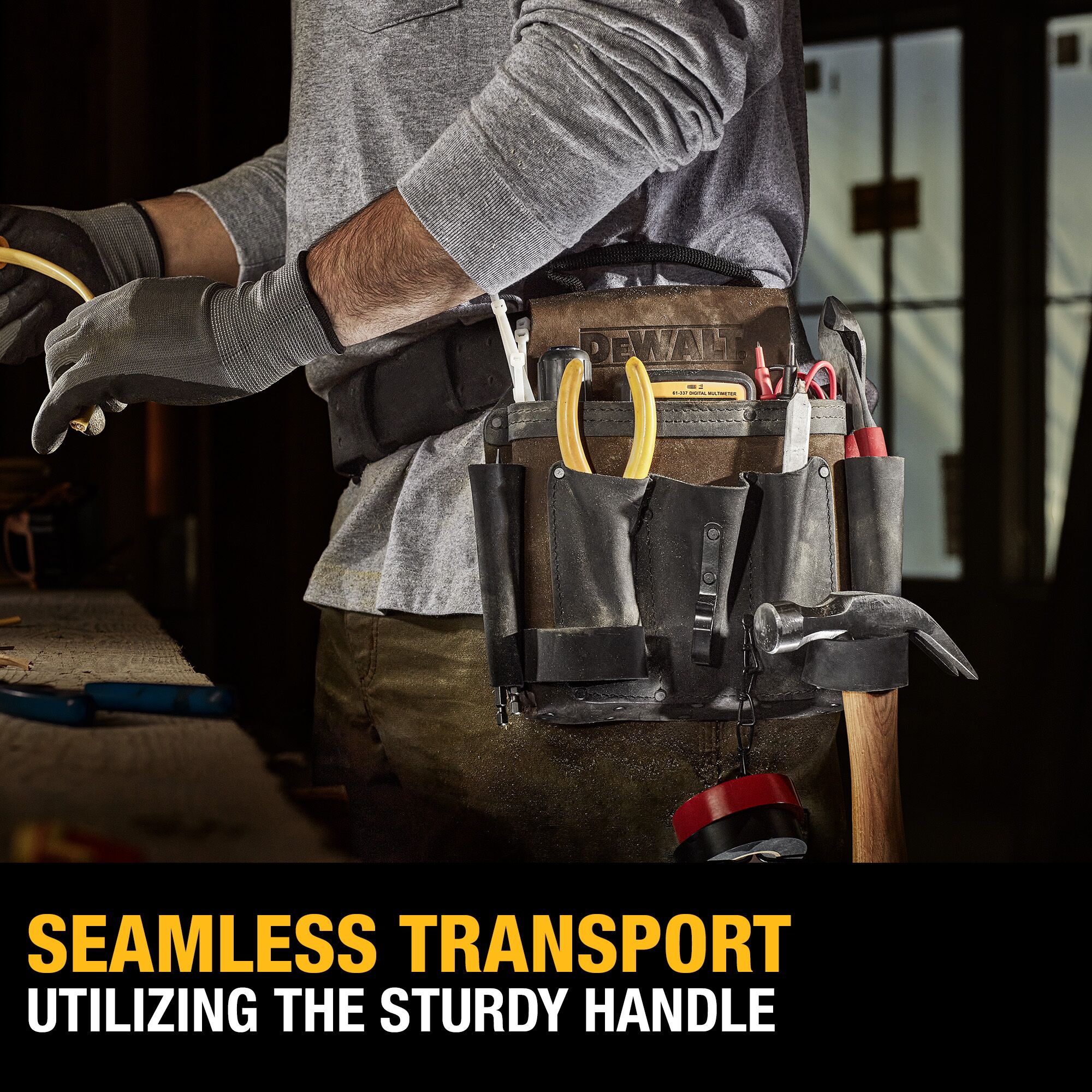 Funda portaherramientas para electricistas de cuero DEWALT DWST550114