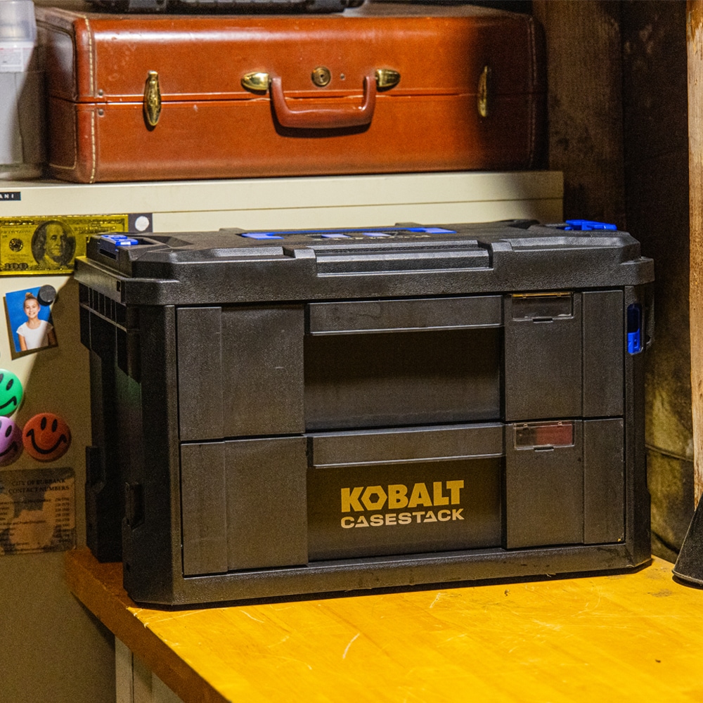 Caja de herramientas negra de plástico Kobalt CASESTACK 14.16 pulgadas de ancho x 21 pulgadas de alto x 13.5 pulgadas de profundidad con 2 cajones KCSA-2DRW1-03