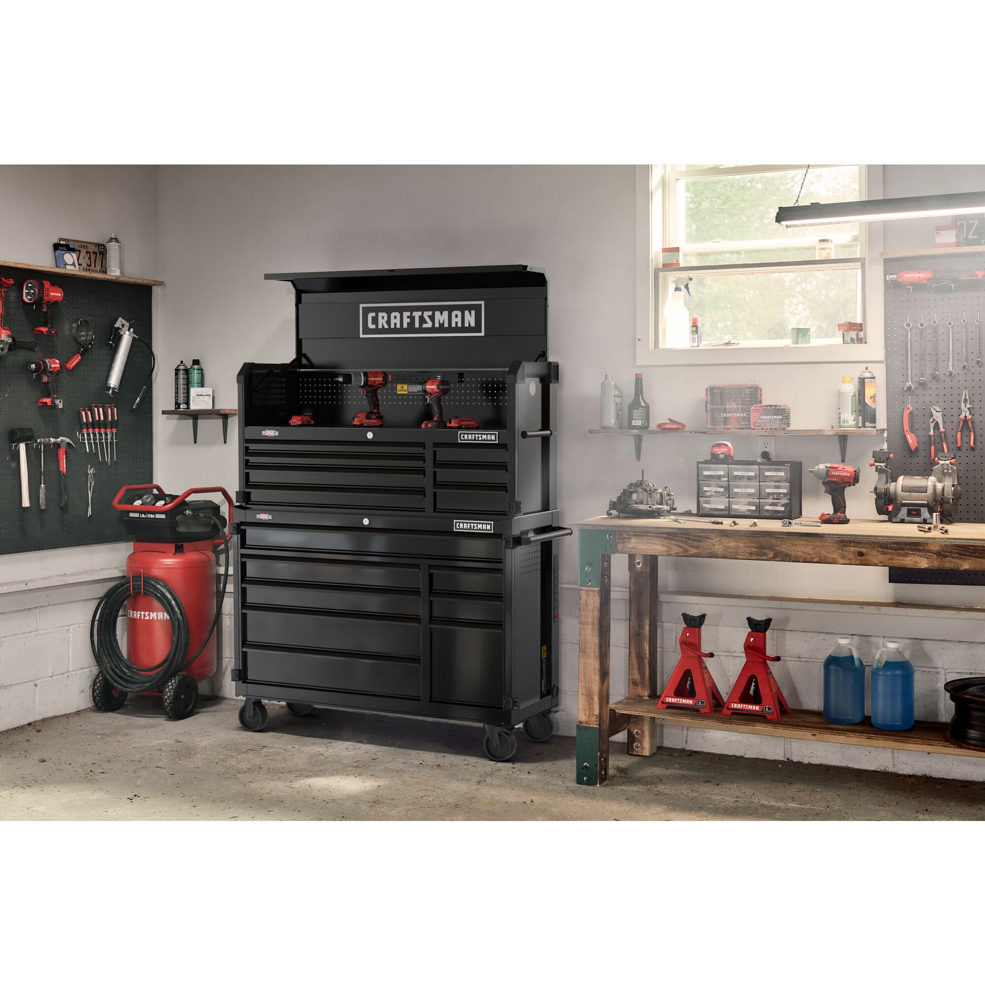 Gabinete de herramientas de acero con 7 cajones "CRAFTSMAN Premium Serie 2000" de 51.5 pulgadas de ancho, 24.5 pulgadas de alto y 16 pulgadas de profundidad (negro) CMST98261BK