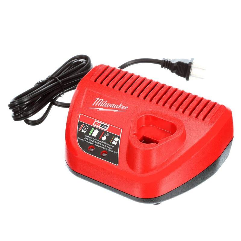 Milwaukee M12 FUEL 12V Kit de atornillador inalámbrico sin escobillas de 1/4 de pulgada con baterías de 2.0h y estuche - 2402-22
