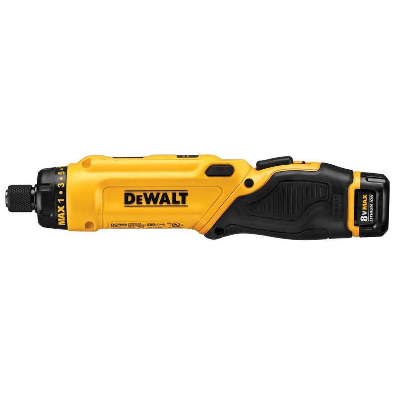 Destornillador inalámbrico giratorio DEWALT 8V MAX con mango ajustable, (1) batería de 1.0Ah, cargador y bolsa - DCF680N1