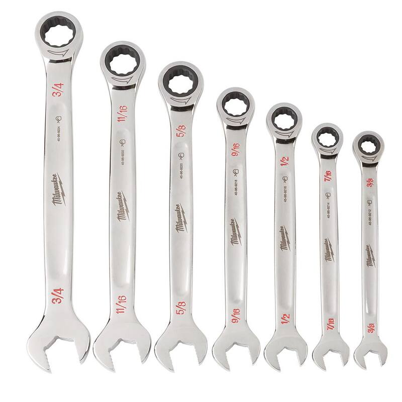 Conjunto de herramientas mecánicas Milwaukee de 70 piezas con llave combinada de trinquete SAE/métrica (48-22-9008-48-22-9506-48-22-9406)