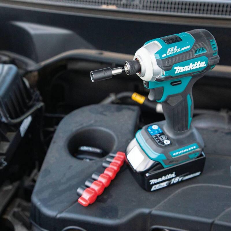 Juego de vasos de impacto métricos de 1/4 de pulgada y 6 puntos ImpactXPS de Makita con adaptador de vaso estándar (8 piezas) - E-01694