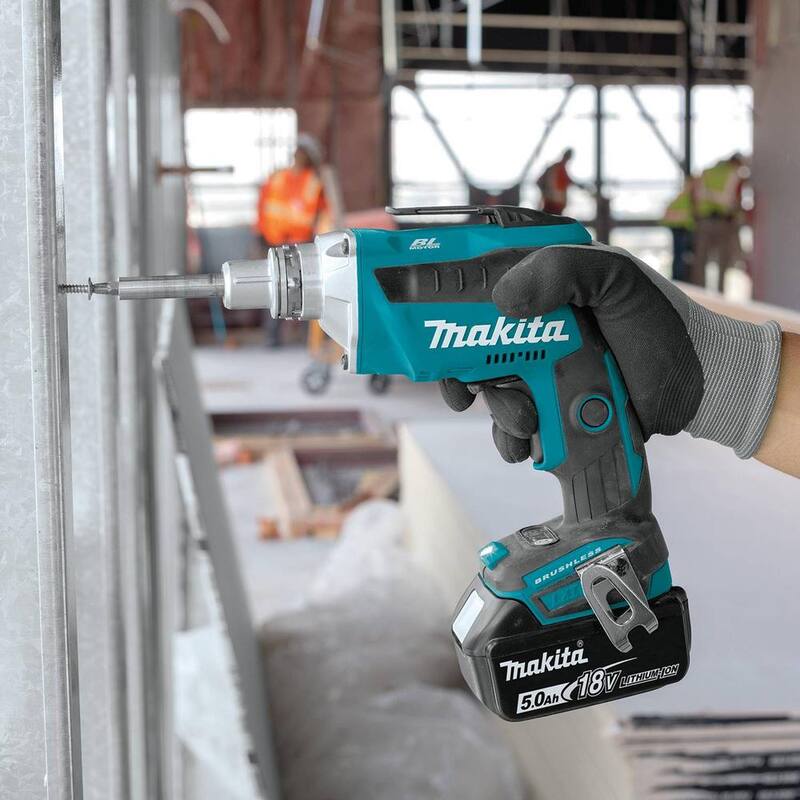Juego de destornillador inalámbrico para paneles de yeso Makita 18V 5.0Ah LXT de iones de litio sin escobillas - XSF03T