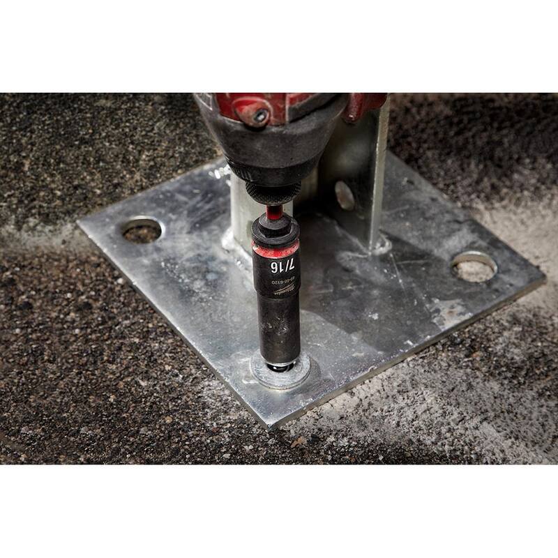 Juego de dados de impacto Milwaukee SHOCKWAVE de 3/8 in. en medida SAE y juego de puntas de acero para destornillador de impacto Shockwave Impact Duty (58 piezas) - 48-32-4024-49-66-7024