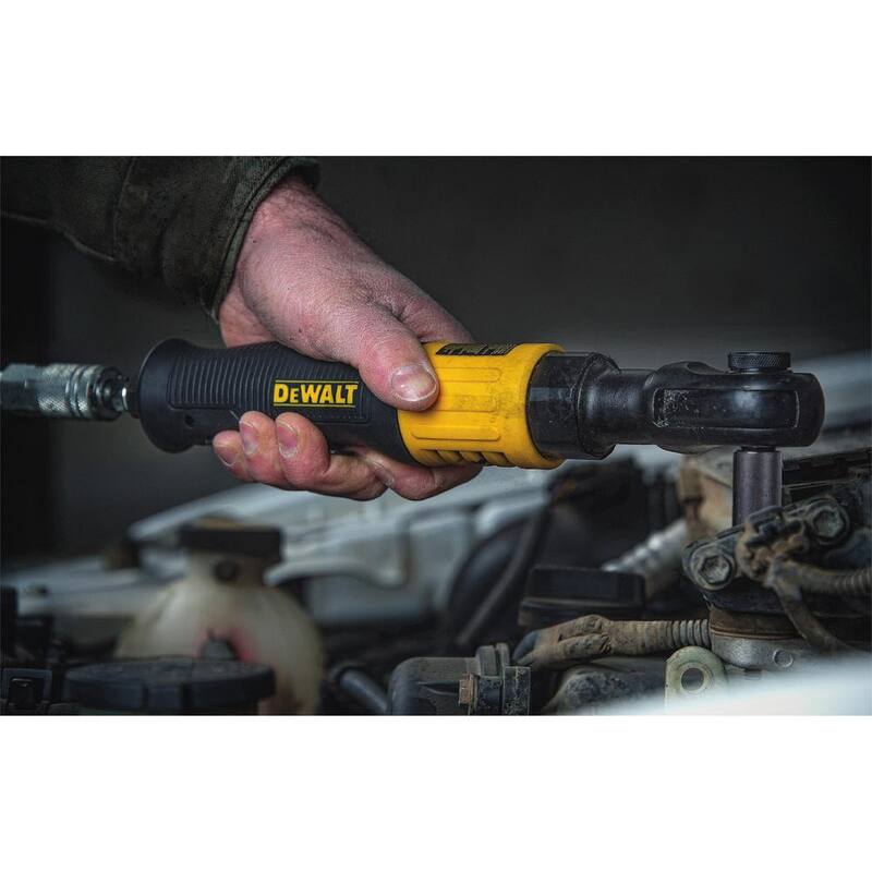 Juego de vasos de impacto de 3/8 pulgadas DEWALT (42 piezas) y trinquete neumático de 3/8 pulgadas - DWMT70776W19248