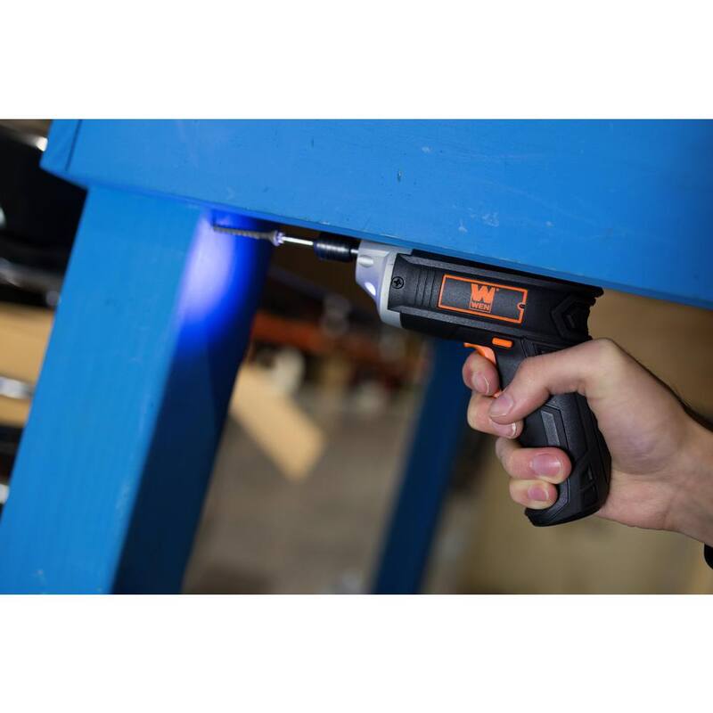 Destornillador eléctrico inalámbrico de 3.6 voltios con batería de Litio-Ion, incluye puntas y funda para cinturón - 49103