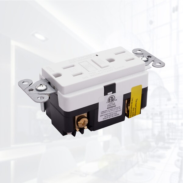 Tomacorriente GFCI de 15 A con autoprueba, blanco, paquete de 3 - GLS-15ATR-WH-03