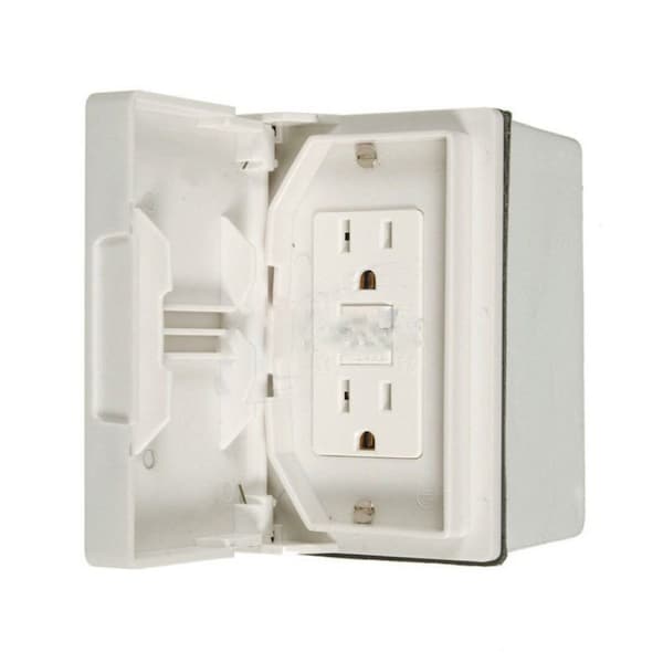 American Imaginations 15 AMP Rectángulo Beige Toma Dúplex GFCI en 125V - AI-37519