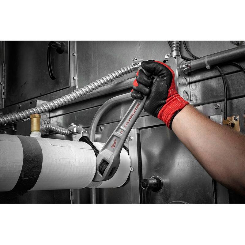 Juego de llaves ajustables de 6 y 10 pulgadas de Milwaukee con llave de tubo de aluminio con offset de 14 pulgadas (3 piezas) - 48-22-7400-48-22-7184