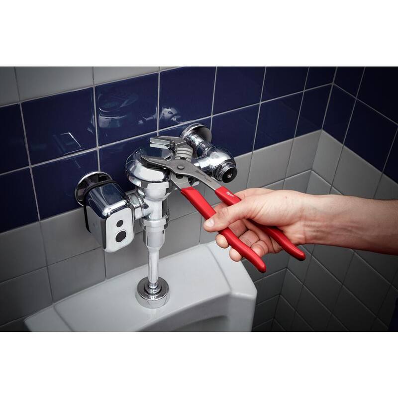 Llave ajustable Milwaukee de 6 y 10 pulgadas con alicates de mandíbula lisa de 10 pulgadas (3 piezas) - 48-22-7400-48-22-6550