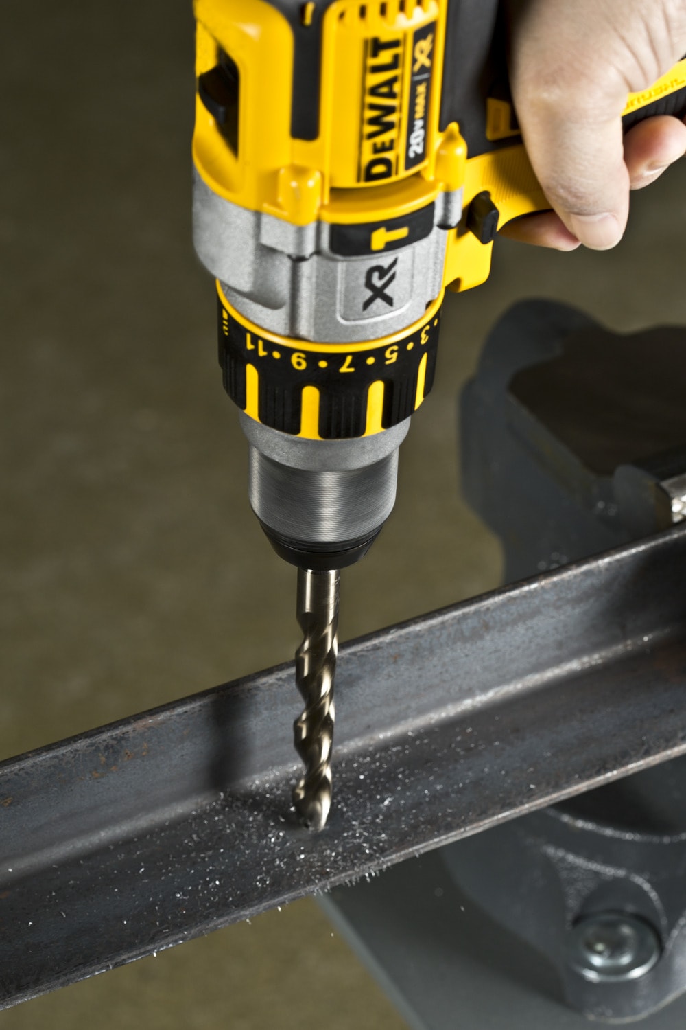 Juego de brocas de cobalto de aleación de acero de 14 piezas DEWALT DEWALT - DWA1240 de longitud estándar