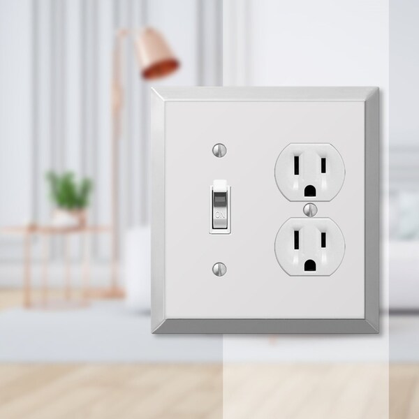 Amerelle Placa de Pared Dúplex/Interruptor de 2 compartimientos de Acero Estampado en Cromo Pulido Century 1 paquete - 161TD