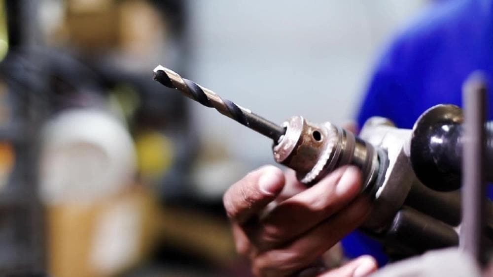 Broca Twist Drill Bit de 55/64 pulgadas x 6 pulgadas recubierta con oro negro y plata HSS Silver and Deming - KFDRSD55/64 de Drill America