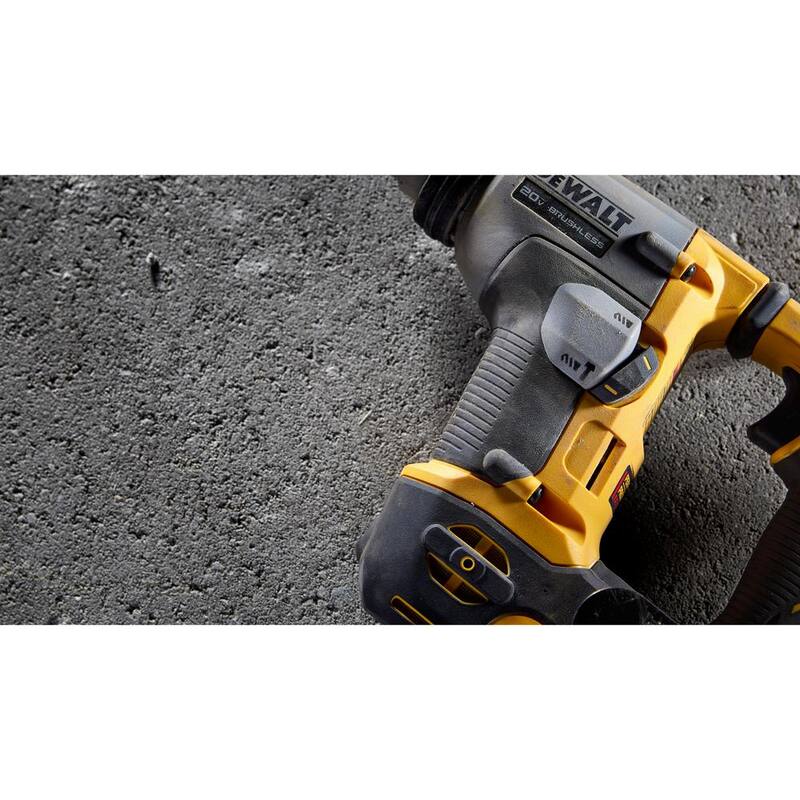 DEWALT ATOMIC 20V MAX Taladro martillo SDS Plus ultra compacto inalámbrico sin escobillas de 5/8 pulgadas (Herramienta solamente) - DCH172B