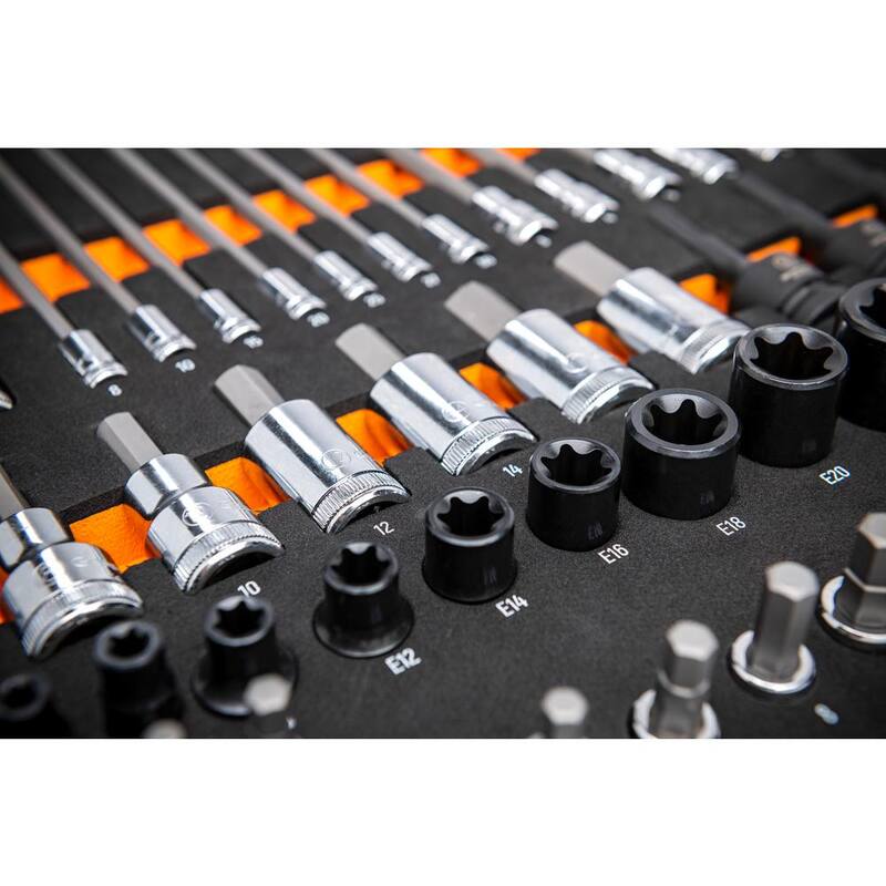 Juego de enchufes de puntas métricas de 1/4, 3/8 y 1/2 pulgadas de GEARWRENCH con bandeja de almacenamiento de espuma EVA (74 piezas) - GWMSBSKCBMM