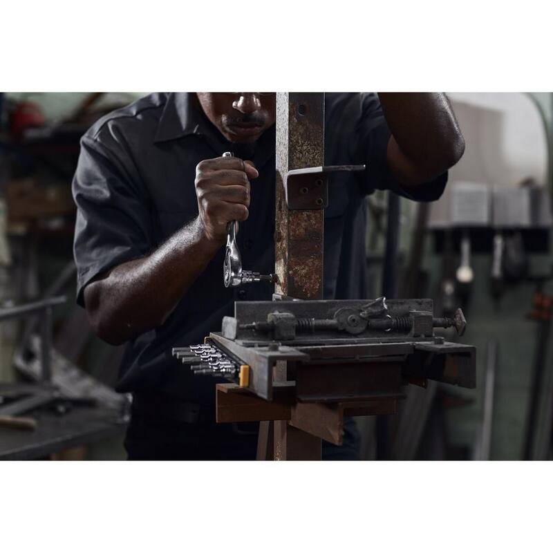 Juego de llaves de vaso hexagonales DEWALT de 3/8 pulgadas SAE y métricas (12 piezas) - DWMT17002