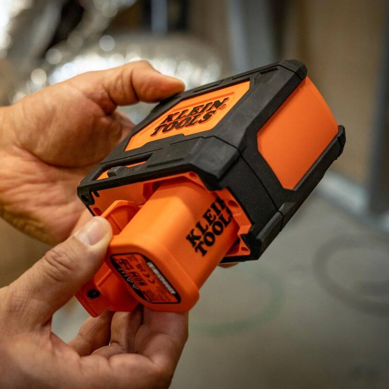 Nivel láser plano recargable autonivelante verde de Klein Tools con estuche de transporte resistente- 93PLL
