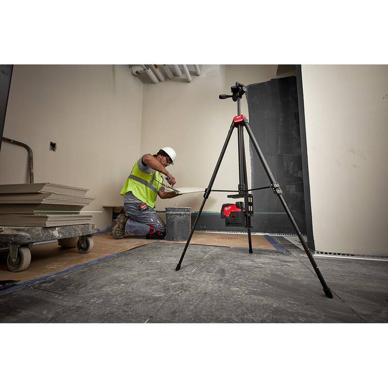 Kit de nivel láser de 3 planos Milwaukee M12 de 12 voltios con batería de iones de litio de 4.0 Ah, cargador, estuche y trípode - 3632-21-48-35-1411