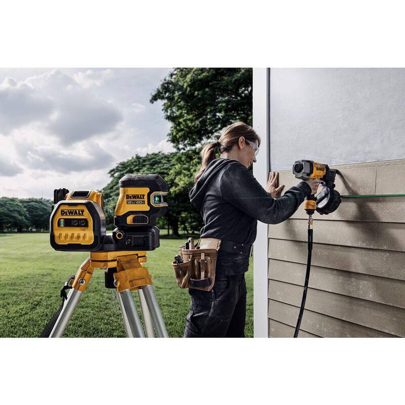 Kit de láser de líneas cruzadas verde inalámbrico de 20V Max de litio DEWALT, (1) Batería de 2.0Ah, Cargador y Estuche TSTAK - DCLE34520G