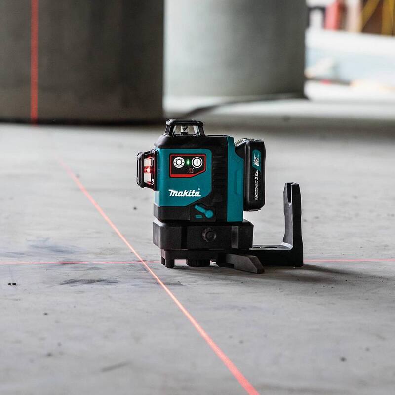 Kit de nivel láser rojo autonivelante de 360 grados de 3 planos Makita 12V máx CXT de iones de litio inalámbrico (2.0Ah) - SK700DNAJ