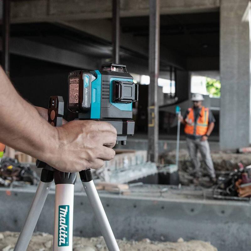 Kit de nivel láser rojo autonivelante de 360 grados de 3 planos Makita 12V máx CXT de iones de litio inalámbrico (2.0Ah) - SK700DNAJ
