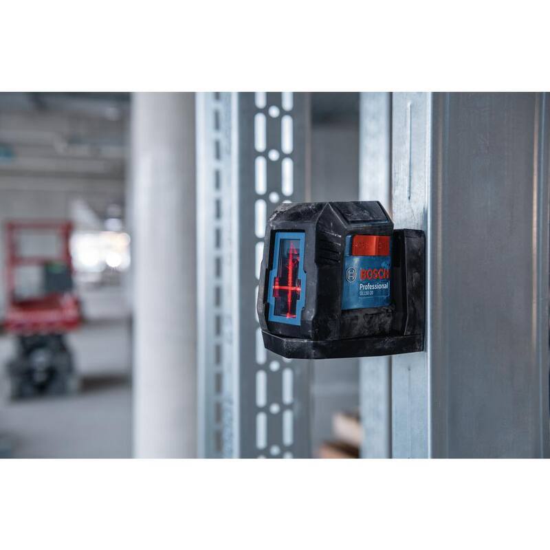 Bosch 50 pies. Nivel láser de líneas cruzadas autonivelante de haz rojo de doble poder con trípode compacto de altura ajustable - GLL50-20+BT150
