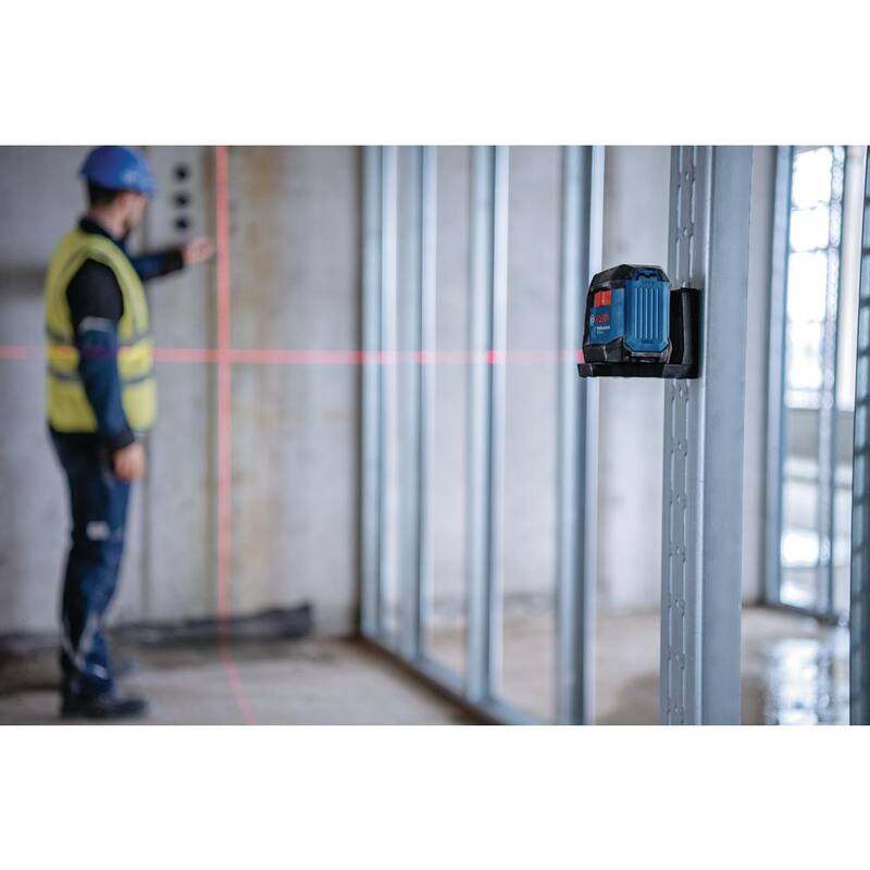 Bosch 50 pies. Nivel láser de líneas cruzadas autonivelante de haz rojo de doble poder con trípode compacto de altura ajustable - GLL50-20+BT150