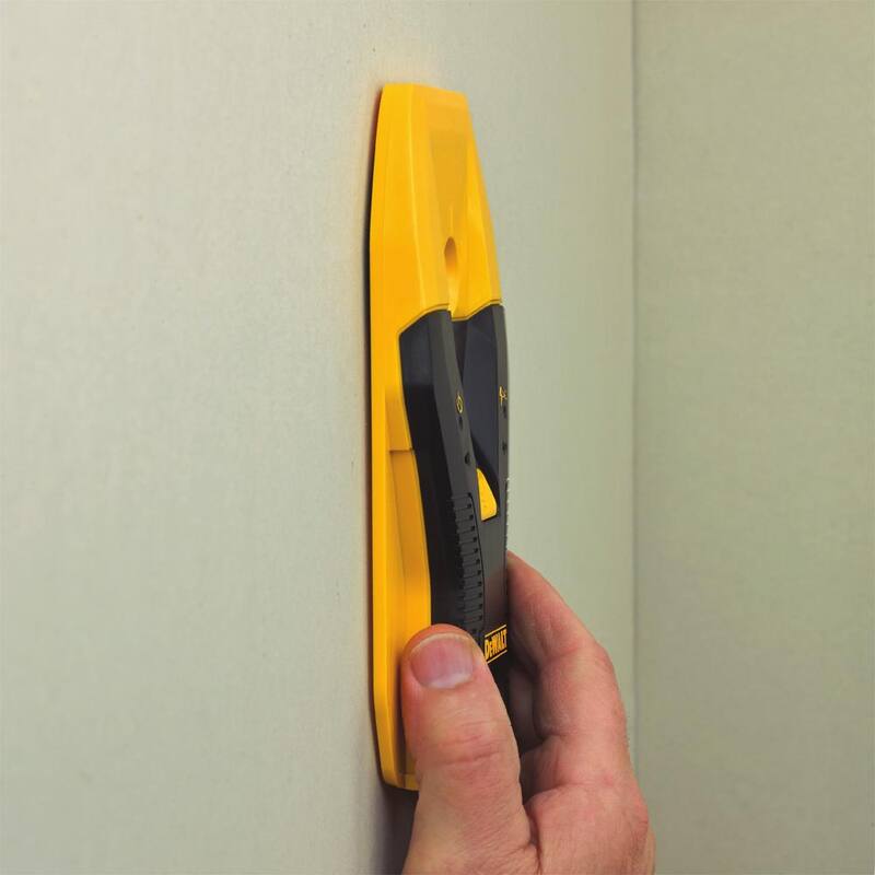 Nivel láser de líneas cruzadas autonivelante verde DEWALT de 165 pies y localizador de montantes de 1-1/2 pulgadas con (3) pilas AAA y estuche - DW088CGW0150