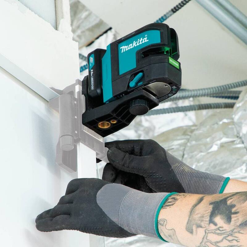 Kit de láser verde autorregulable en cruz de 12V max CXT de Makita (2.0 Ah) y medidor de distancia láser de 164 ft. - SK105GDNAX-LD05