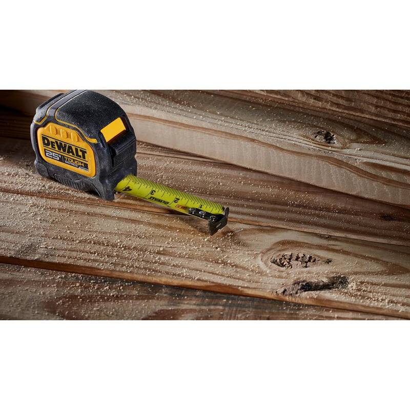 Cinta Métrica DEWALT Tough Tape de 25 pies x 1-1/4 pulgadas - DWHT36925S