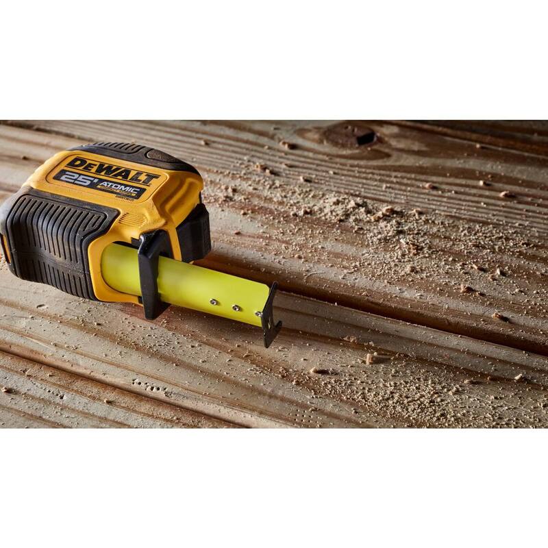 Cinta métrica DEWALT ATOMIC de 25 pies x 1-1/8 pulgadas (paquete de 2) - DWHT79325Z