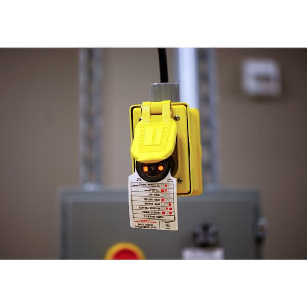 Probador de toma de corriente Hubbell Wiring Device-Kellems, 125VAC, luces de neón - HBL5200